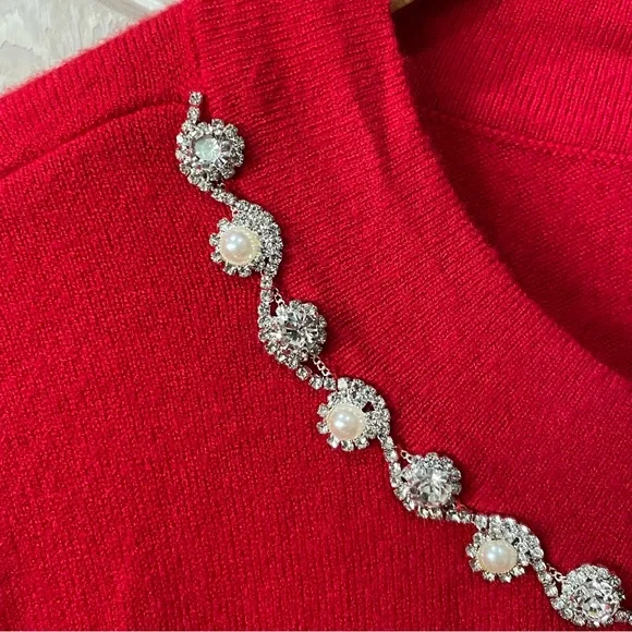 Liz Claiborne•Diamond Rhinestones & Pearls•Neckline Red Sweater•Large - Picture 2 of 9